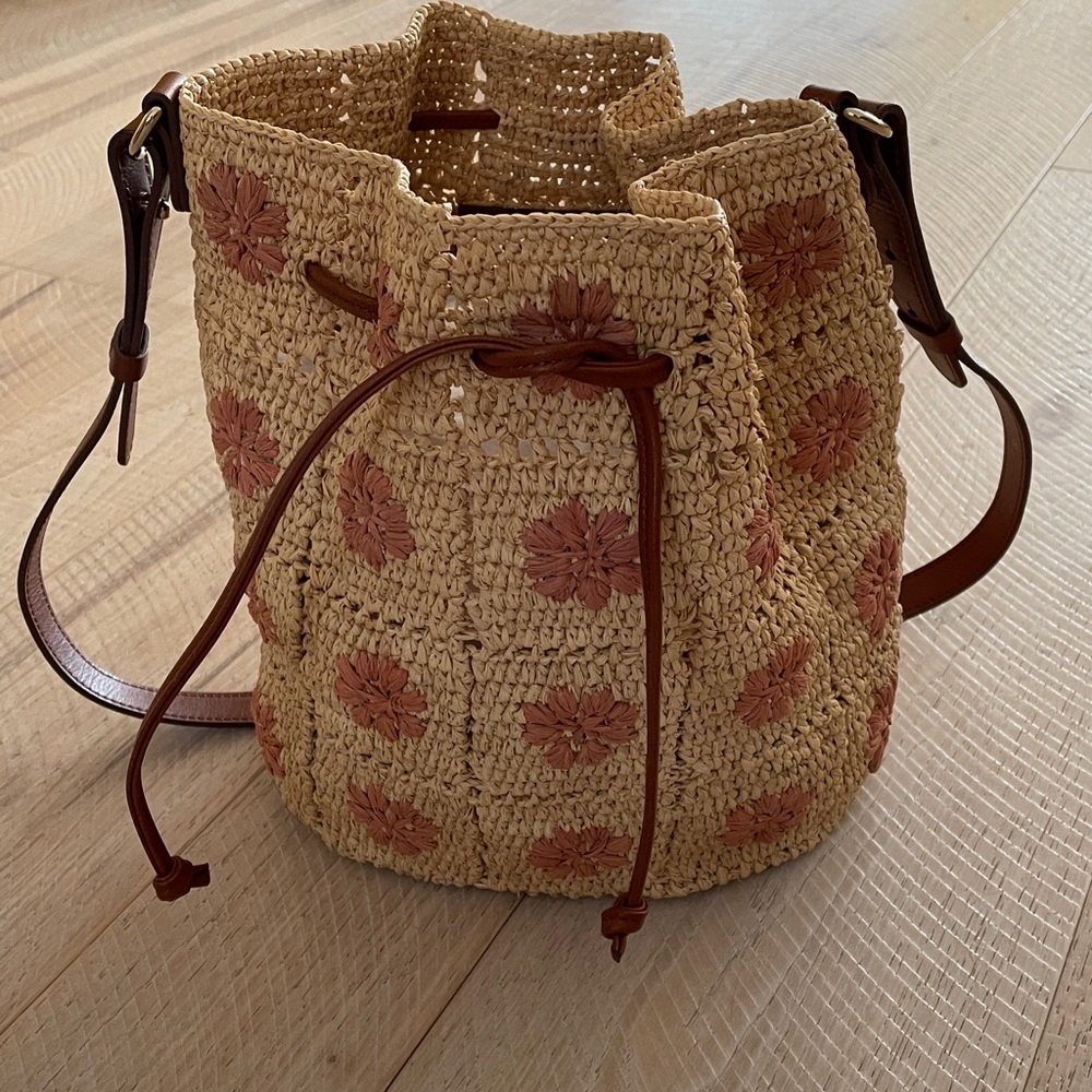 Sezane Large Farrow Bag with Pale Pink Flowers - Picture 3 of 12